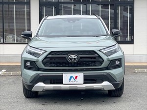 TOYOTA RAV4 2025