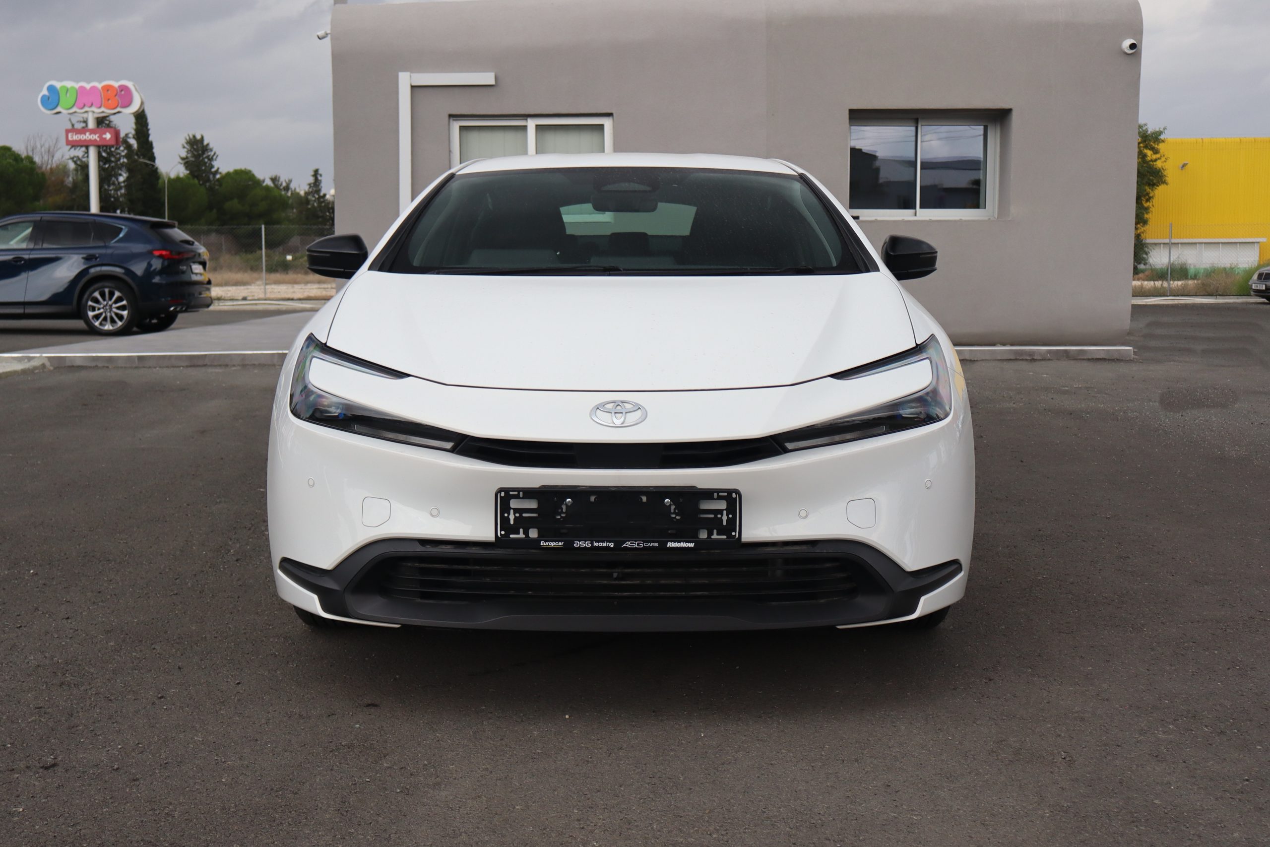 TOYOTA Prius 2024