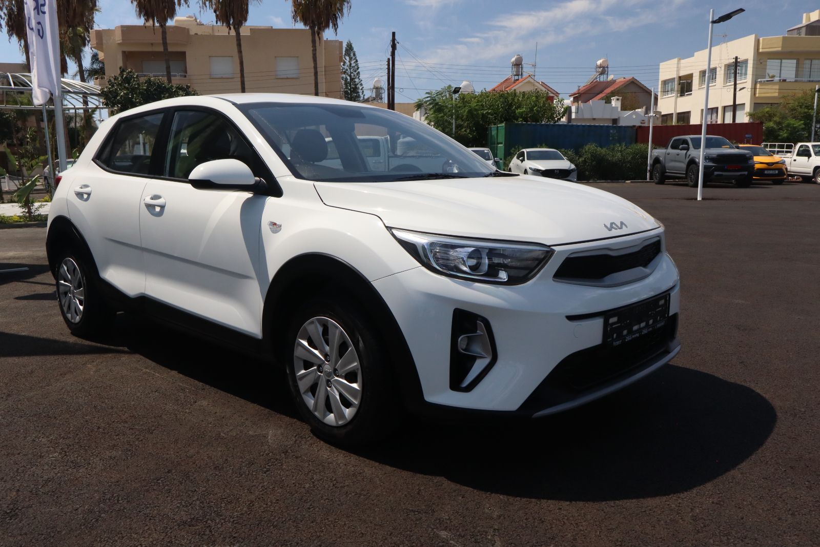 KIA STONIC 2023 PMY304